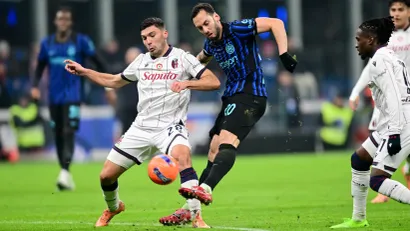 Nikolo Kambijagi (Bolonja) i Hakan Čalhanoglu (Inter)